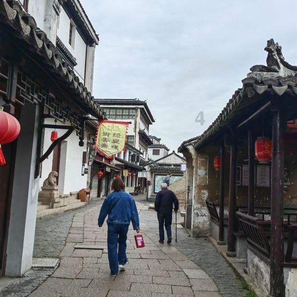 陈杰参加所在党支部主题教育专题组织生活会